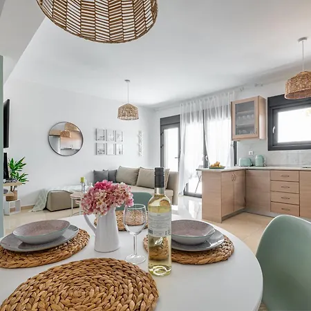 Anna Maria Apartment Sgourou
